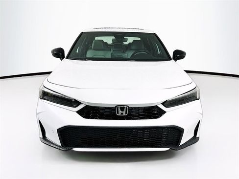 Used 2025 Honda Civic Sport Touring image 5