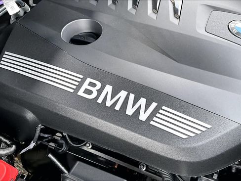 New 2027 BMW X7 xDrive40i w/ Executive Package AWD/4WD image 17