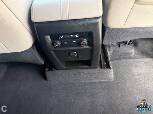 Used 2023 Chevrolet Traverse LS w/ Safety Package FWD image 12