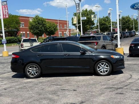Used 2013 Ford Fusion SE FWD image 5