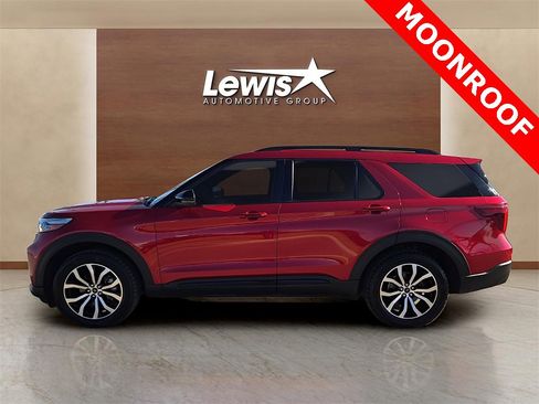 Used 2020 Ford Explorer ST w/ Premium Technology Package image 2