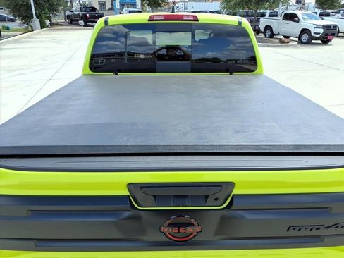 New 2026 Nissan Frontier PRO-4X w/ Pro-4x Convenience Package image 7