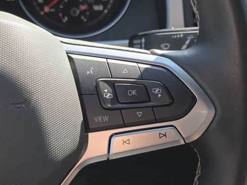 Used 2021 Volkswagen Atlas Cross Sport SE FWD image 13