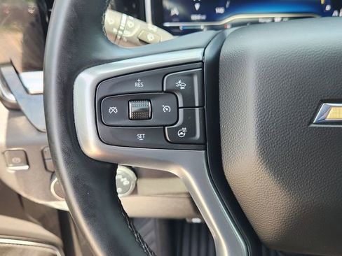 Used 2023 Chevrolet Silverado 1500 LT AWD/4WD image 27