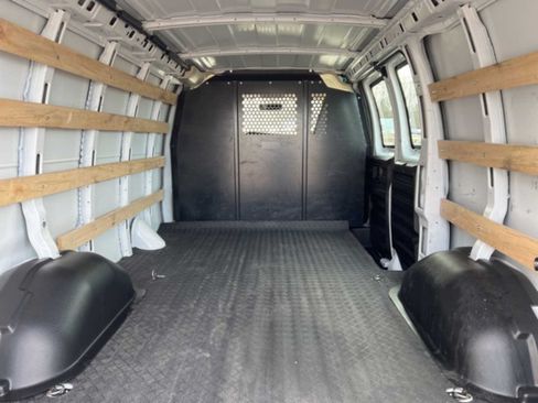Used 2025 Chevrolet Express 2500 w/ Driver Convenience Package RWD image 14