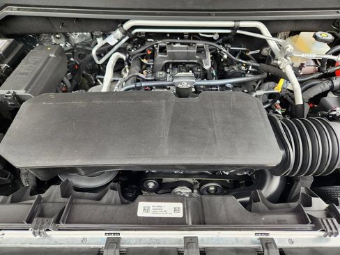 New 2026 Chevrolet Colorado LT w/ LT Convenience Package RWD image 19