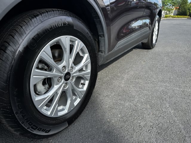 Certified 2023 Ford Escape Active AWD/4WD image 12