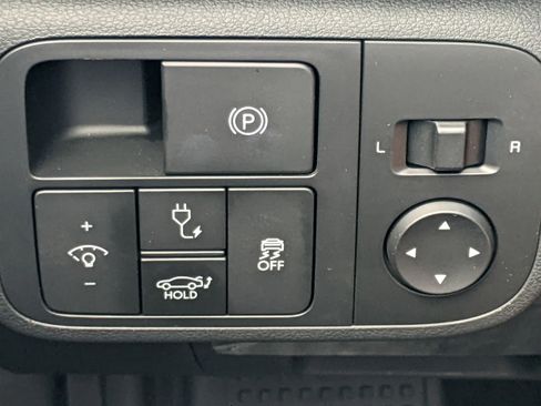 New 2025 Hyundai Ioniq 6 SE image 20