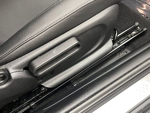 Used 2018 MINI Cooper S image 33