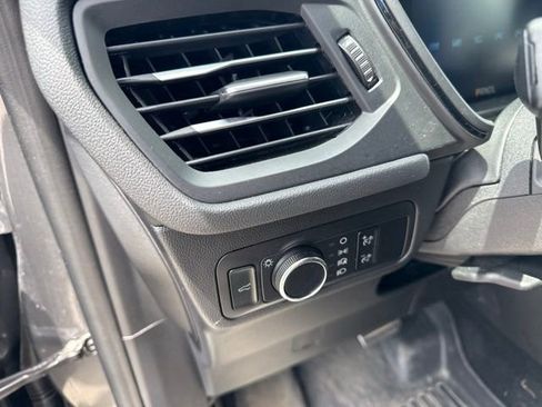 Used 2024 Ford Escape ST-Line w/ Tech Pack #1 FWD image 9