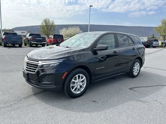 Used 2023 Chevrolet Equinox LS w/ LS Convenience Package AWD/4WD video 3