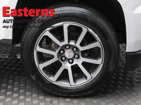 Used 2020 GMC Canyon Denali image 32