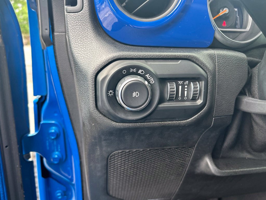 Used 2021 Jeep Wrangler Unlimited Sport AWD/4WD image 34