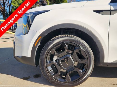 New 2025 Kia Sorento SX Prestige image 6