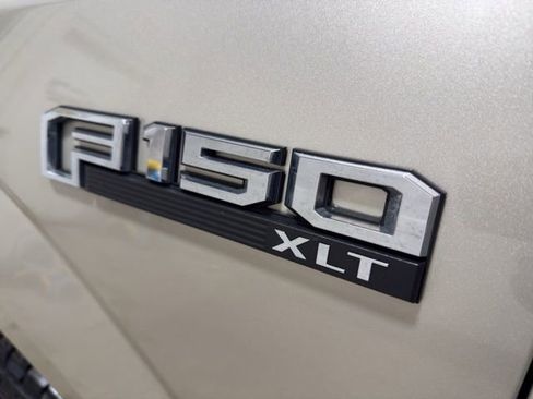 Used 2018 Ford F150 XLT w/ Equipment Group 302A Luxury image 28