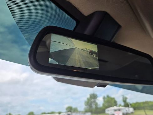 Used 2022 Chevrolet Express 2500 w/ Enhanced Convenience Package image 21