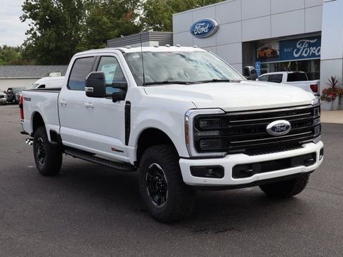New 2026 Ford F250 Platinum w/ Tremor Off-Road Package image 2
