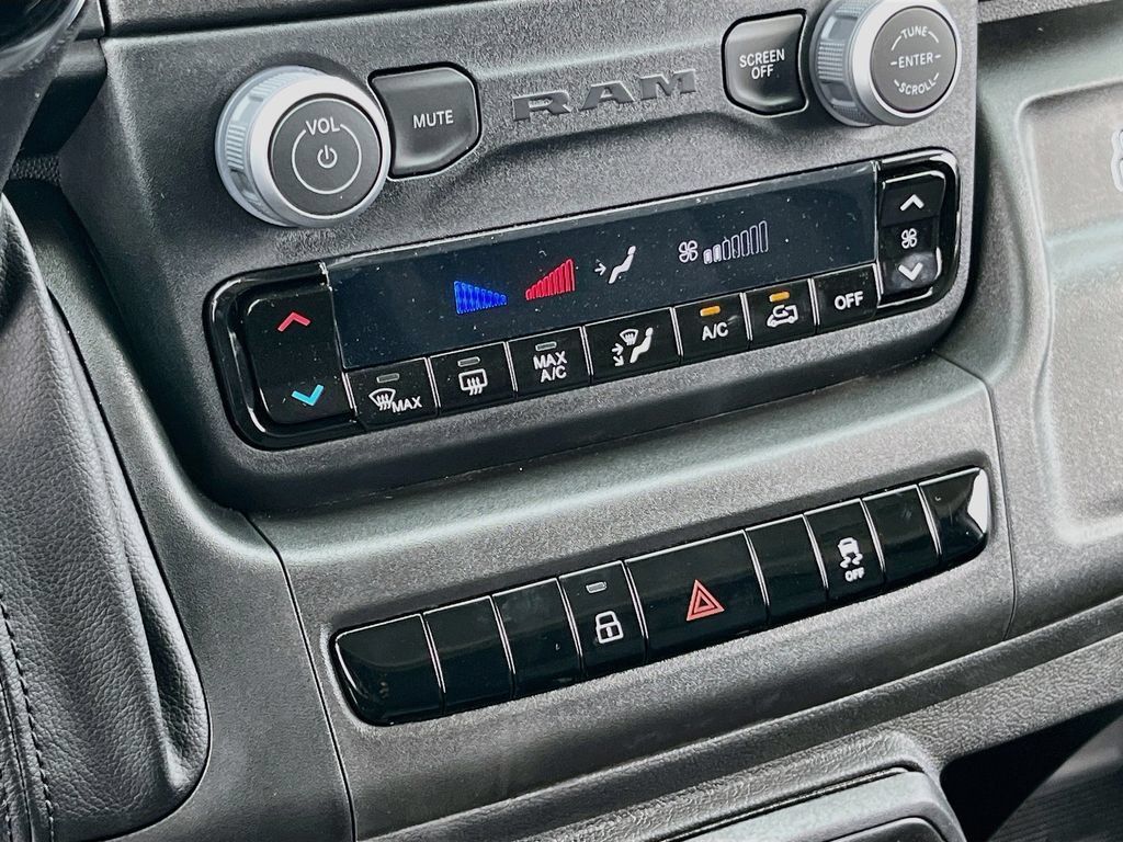 New 2026 RAM ProMaster 3500 w/ Convenience Group FWD image 15