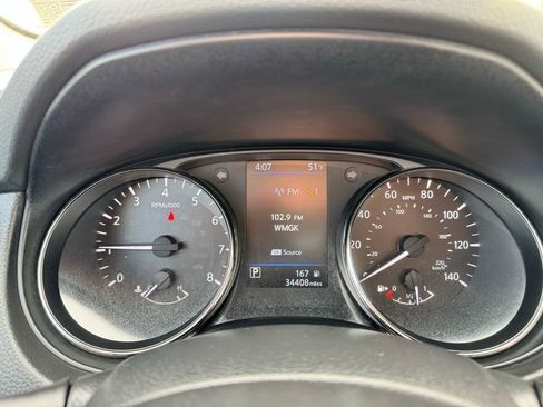 Used 2022 Nissan Rogue Sport SL w/ Premium Package image 20