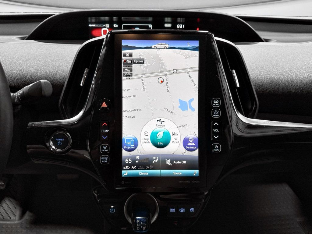 Used 2022 Toyota Prius Prime XLE FWD image 12