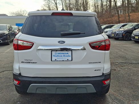 Used 2019 Ford EcoSport Titanium image 5
