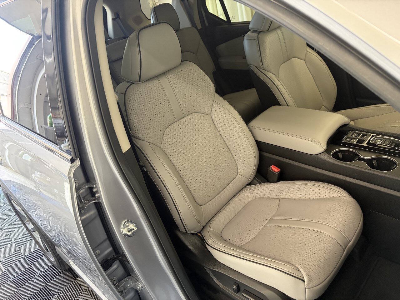 Used 2025 Honda Pilot Elite image 30