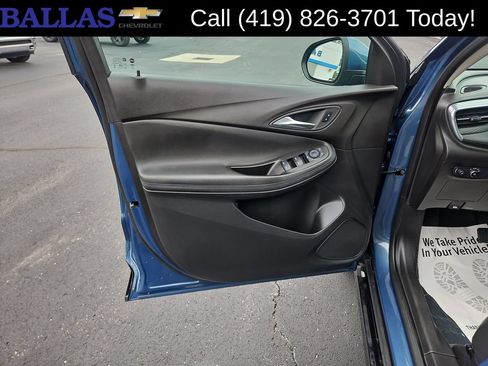 Used 2025 Buick Encore GX Sport Touring FWD image 10