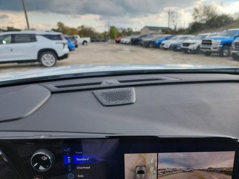 New 2026 Chevrolet Traverse LT w/ Enhanced Driving Package image 28