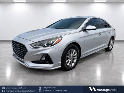 Used 2018 Hyundai Sonata SE w/ Cargo Package