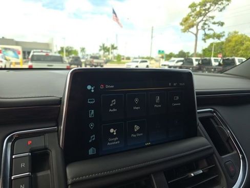 Used 2023 Chevrolet Tahoe LT RWD image 12