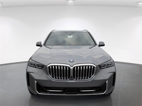 New 2026 BMW X5 xDrive50e w/ Climate Comfort Package image 13