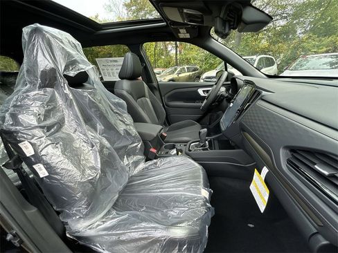 New 2025 Subaru Forester Touring image 15