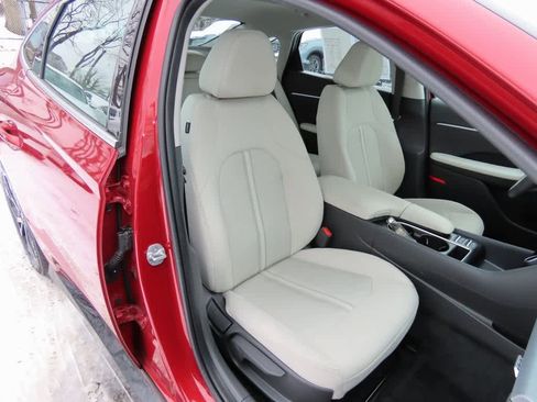 Used 2025 Hyundai Sonata SEL image 17