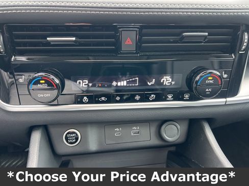 Used 2023 Nissan Rogue SV w/ SV Premium Package image 72