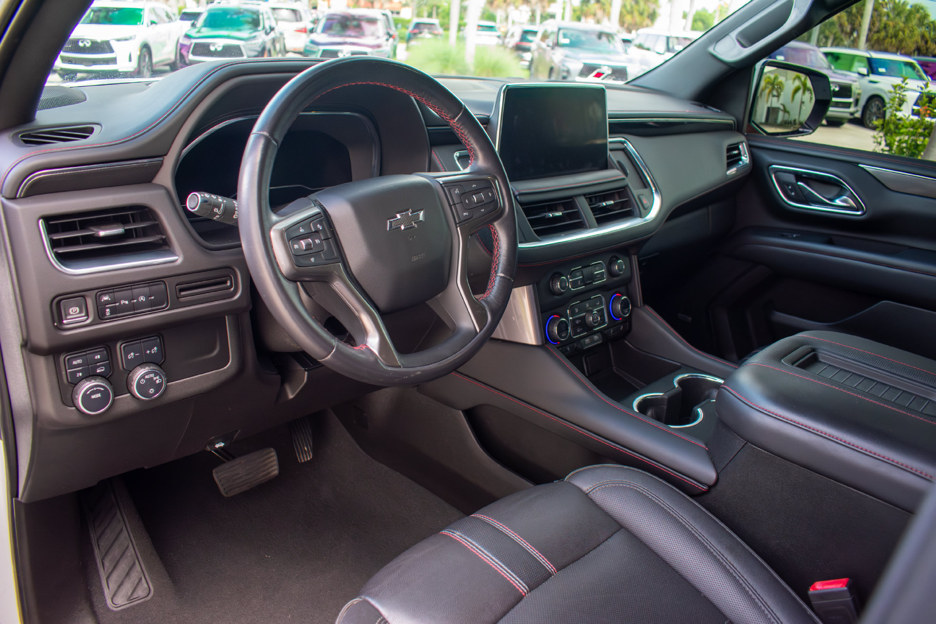 Used 2023 Chevrolet Tahoe RST AWD/4WD image 17