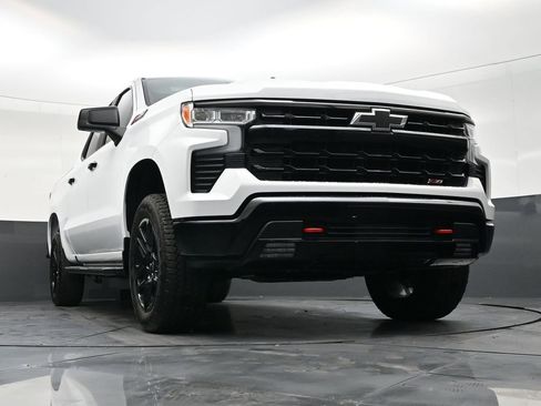 Used 2025 Chevrolet Silverado 1500 LT Trail Boss AWD/4WD image 27