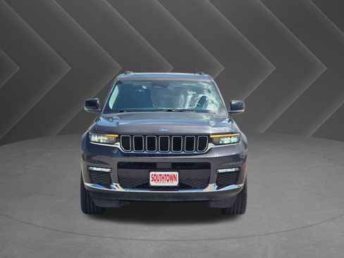 Used 2022 Jeep Grand Cherokee L Limited AWD/4WD image 2