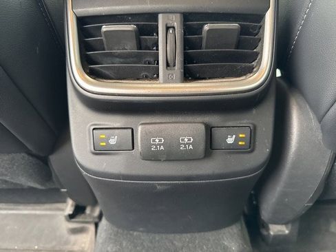 Used 2022 Subaru Outback Limited image 17