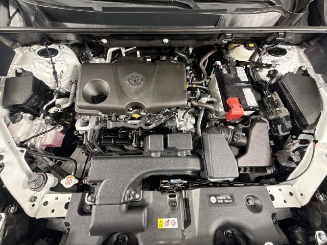 Certified 2025 Toyota RAV4 Limited w/ Advanced Technology Package FWD image 32