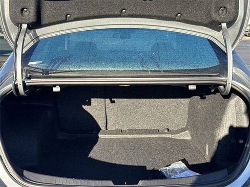 Used 2025 Chevrolet Malibu LT image 10