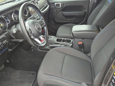 Used 2022 Jeep Wrangler Unlimited Rubicon 4xe image 17