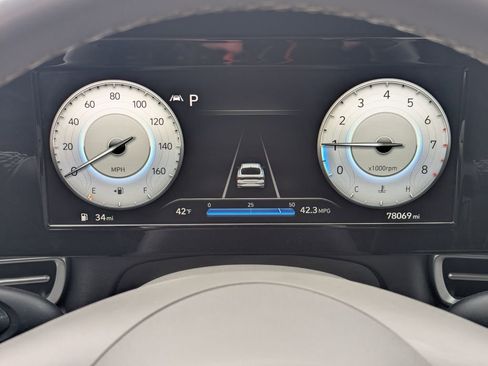 Used 2022 Hyundai Elantra SEL w/ Convenience Package FWD image 23