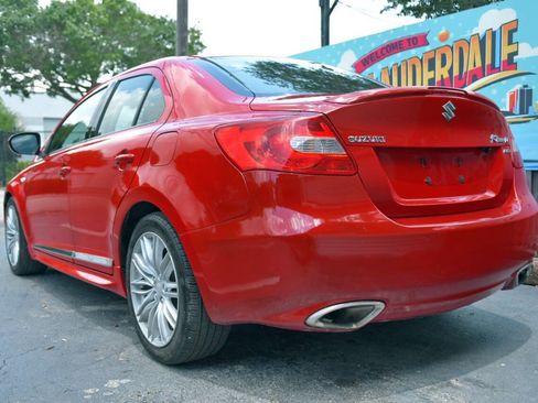 Used 2013 Suzuki Kizashi Sport SLS AWD/4WD image 7