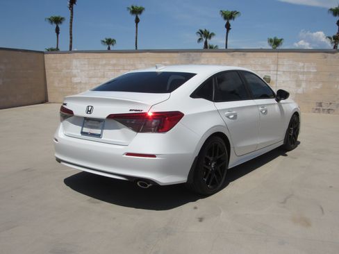 Certified 2024 Honda Civic Sport image 5