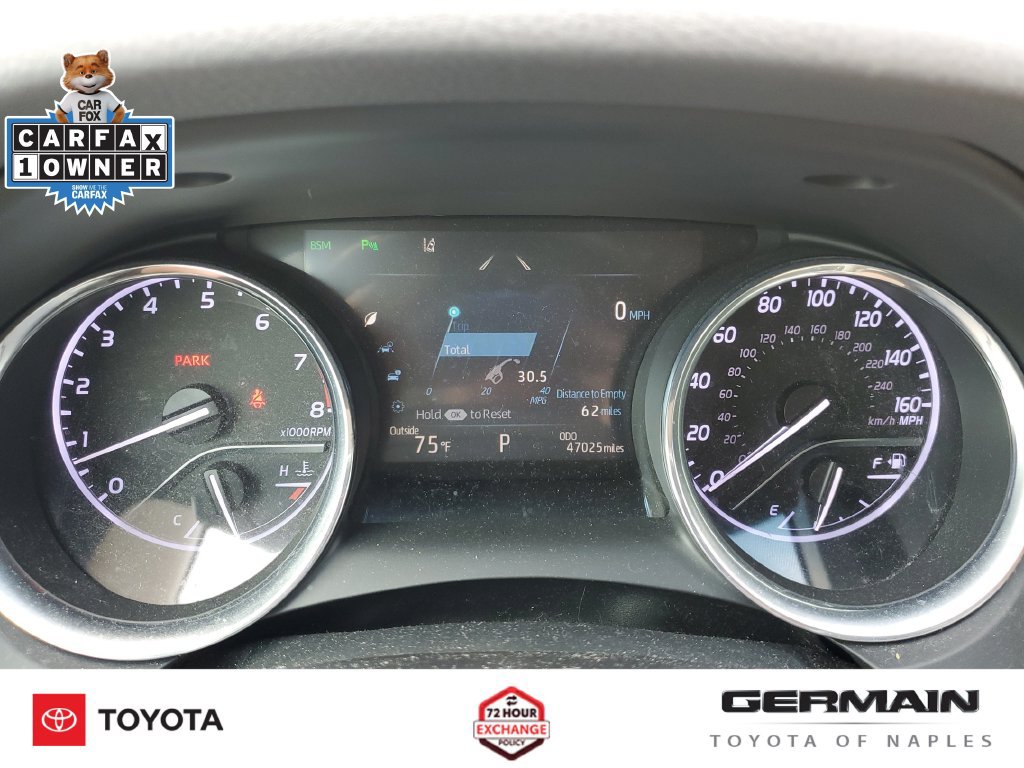 Used 2018 Toyota Camry XLE FWD image 25