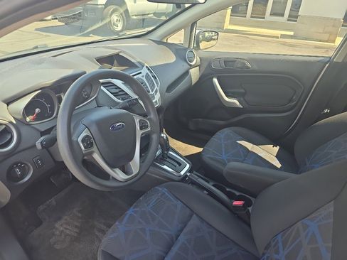 Used 2013 Ford Fiesta SE image 13