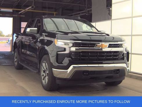 Used 2024 Chevrolet Silverado 1500 LT AWD/4WD image 1