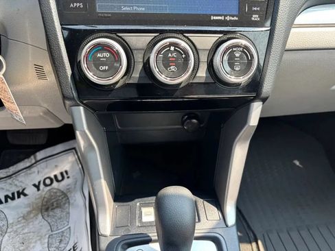 Used 2017 Subaru Forester 2.5i Premium AWD/4WD image 22