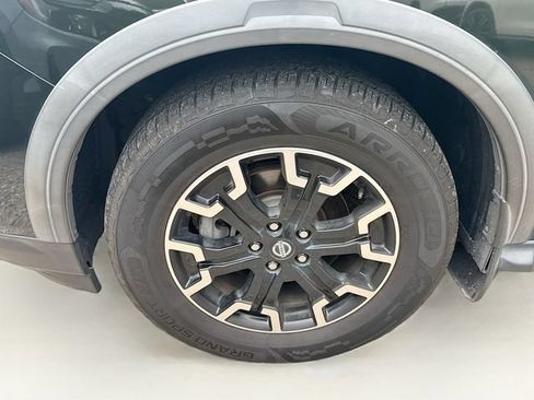 Used 2019 Nissan Pathfinder SL AWD/4WD image 19