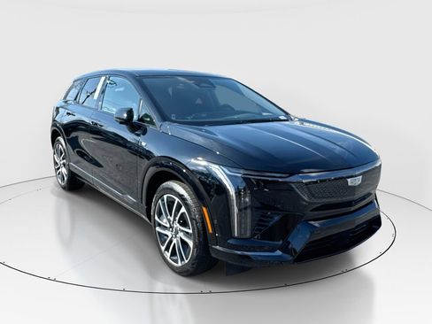 Used 2025 Cadillac Optiq Sport 2 AWD/4WD image 1